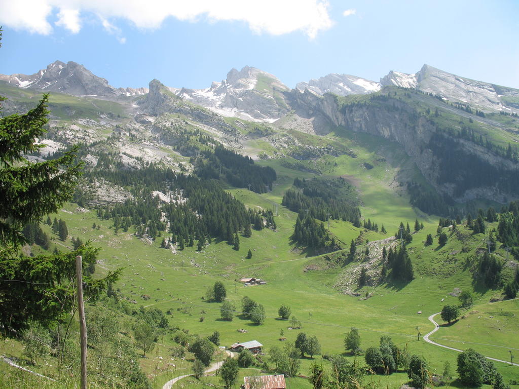 Hotel Bellachat La Clusaz Kültér fotó